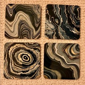 Black and gold agate pattern coasters